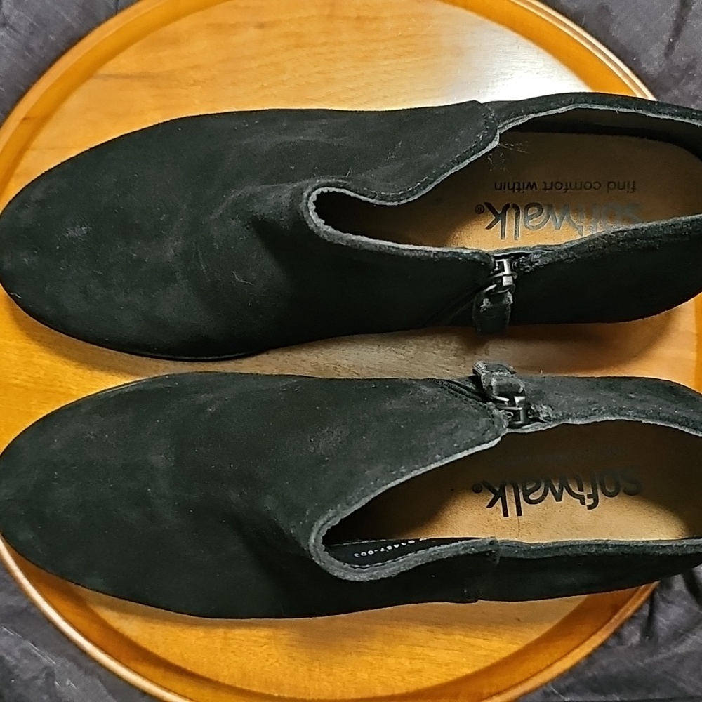 SoftWalk Women's Black Suede Booties 9.5 WW